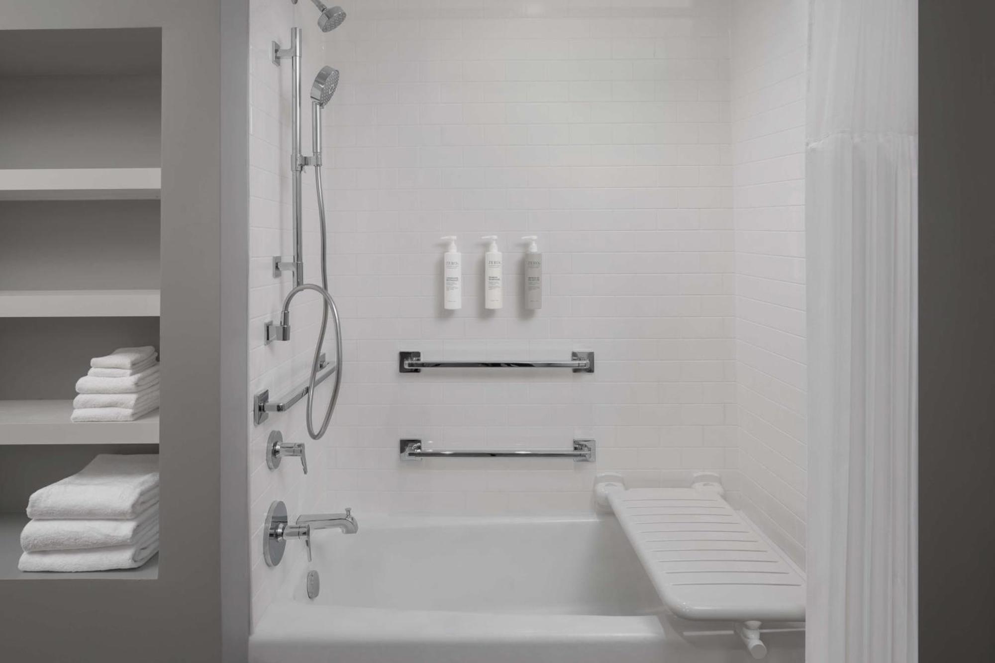 Homewood Suites By Hilton Grand Prairie At Epiccentral Exteriör bild